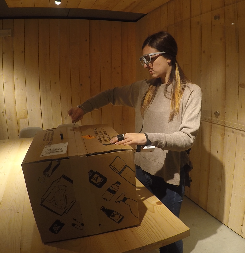 Online shopping in the Amazon times... - TSW